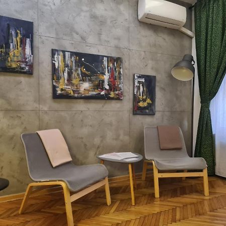 Urban Studio In City Center Belgrado Buitenkant foto