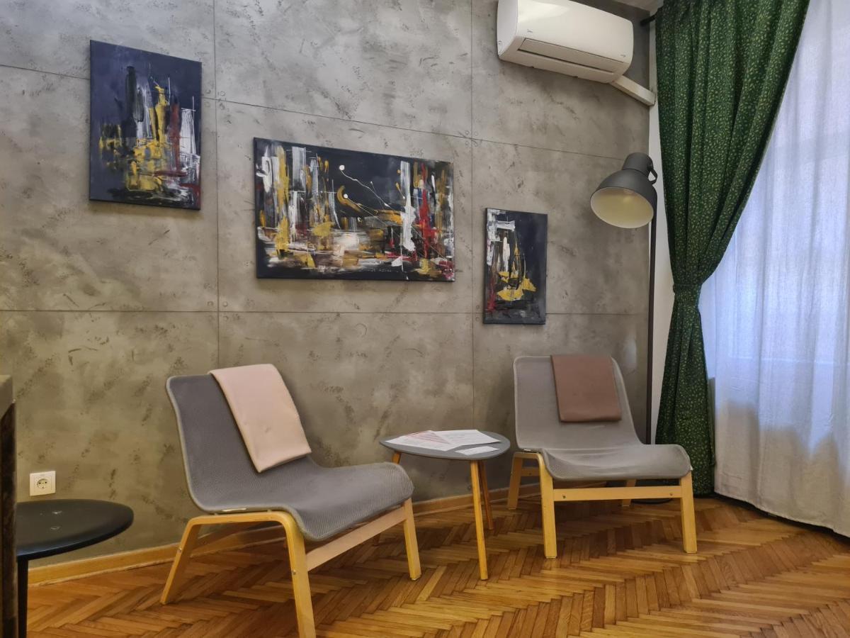 Urban Studio In City Center Belgrado Buitenkant foto